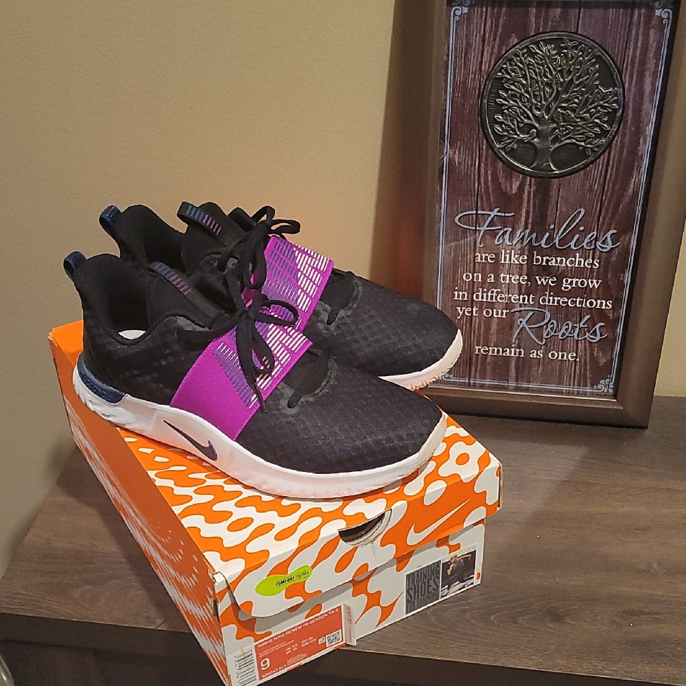 Nike Black and Pink Athletic Shoes